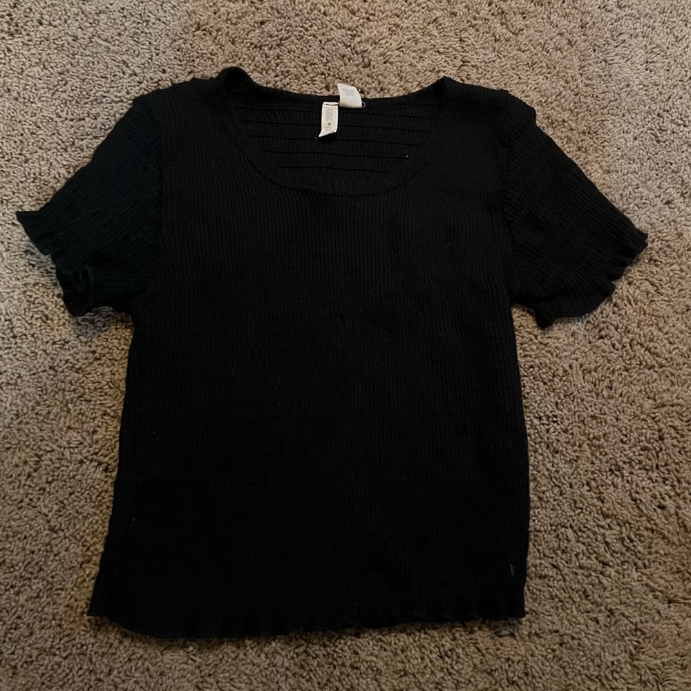 black lettuce cut shirt